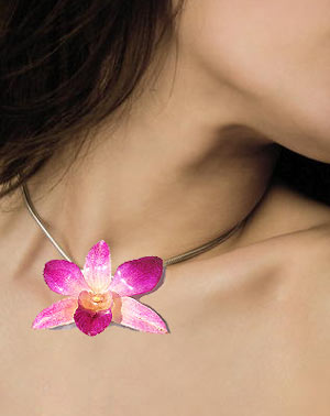 orchid necklace2